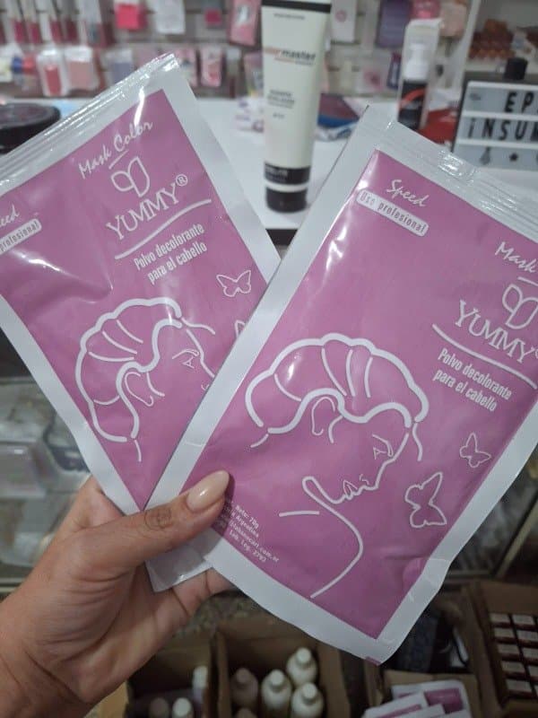 Polvo decolorante Yummy 70grs