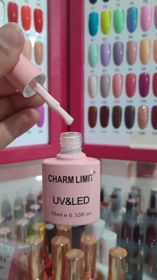 Esmalte charm limit colección 01 tono 19