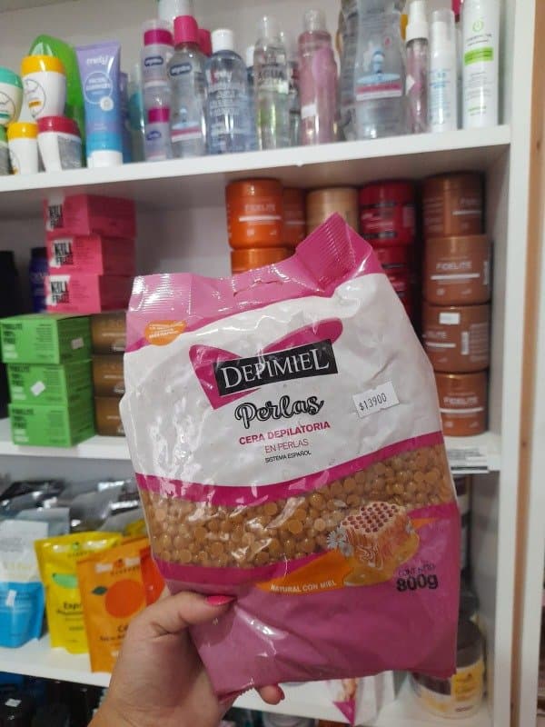 Cera depilatoria en perla 800g clásica con miel