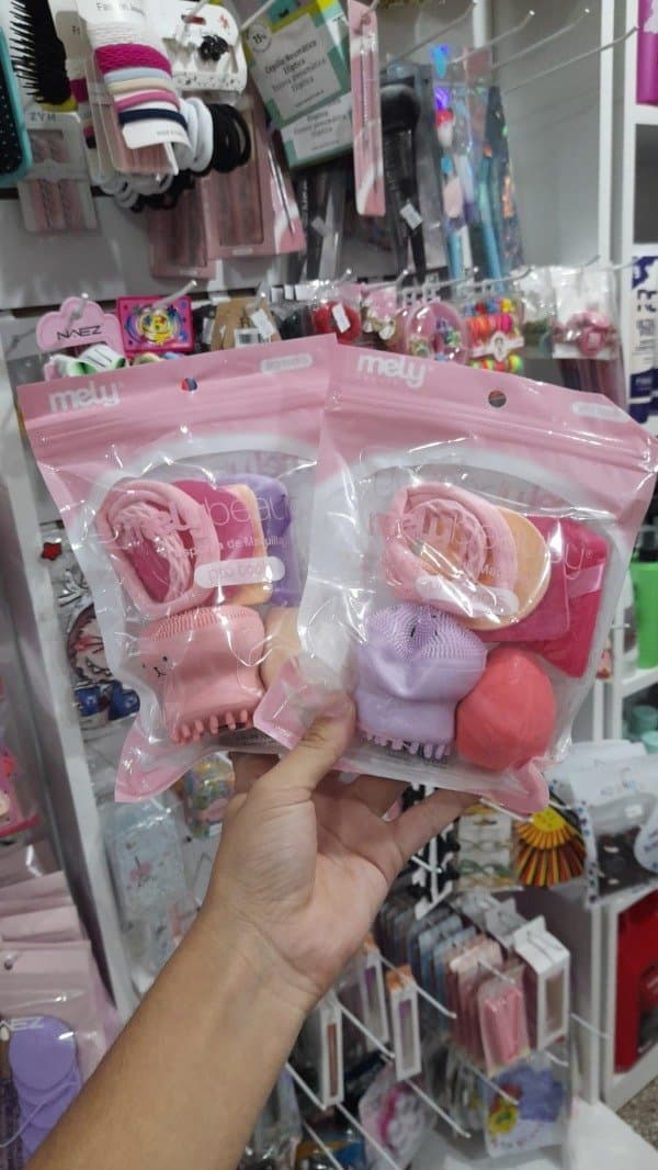 Kit skincare Mely