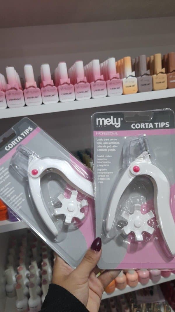 Corta tips MELY