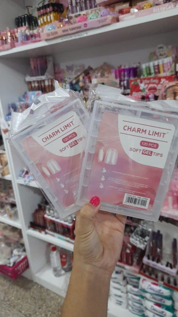 Tips cortos cuadrados 120pcs CHARM LIMIT