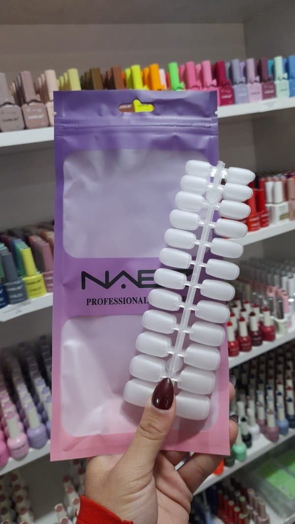Tips cuadrados cortos MATTE 240PCS NAEZ