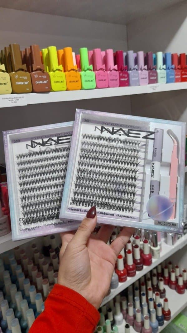 Kit de pestañas en grupo con pegamento y pinza 30D 0.07D MIX NAEZ