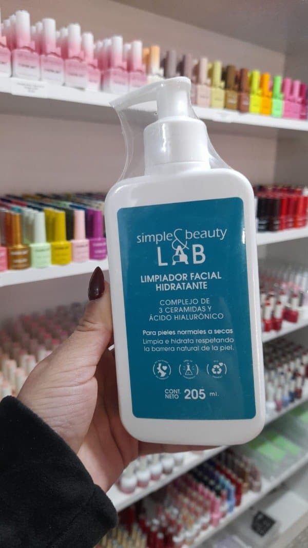 Limpiador facial para pieles normales o secas LAB